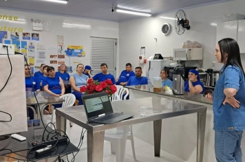 Secretaria Municipal de Saúde realiza palestra sobre alimentação saudável no Incubatório Aurora Aratiba