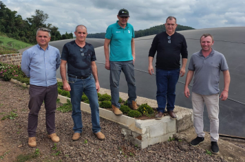 Comitiva de Aratiba visita sistemas de biodigestores em Eneias Marques, Salgado Filho e Toledo no Paraná