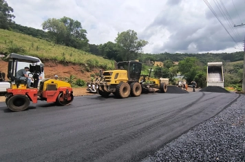 Comunidade de Santa Lucia ganha obra de pavimentação asfáltica