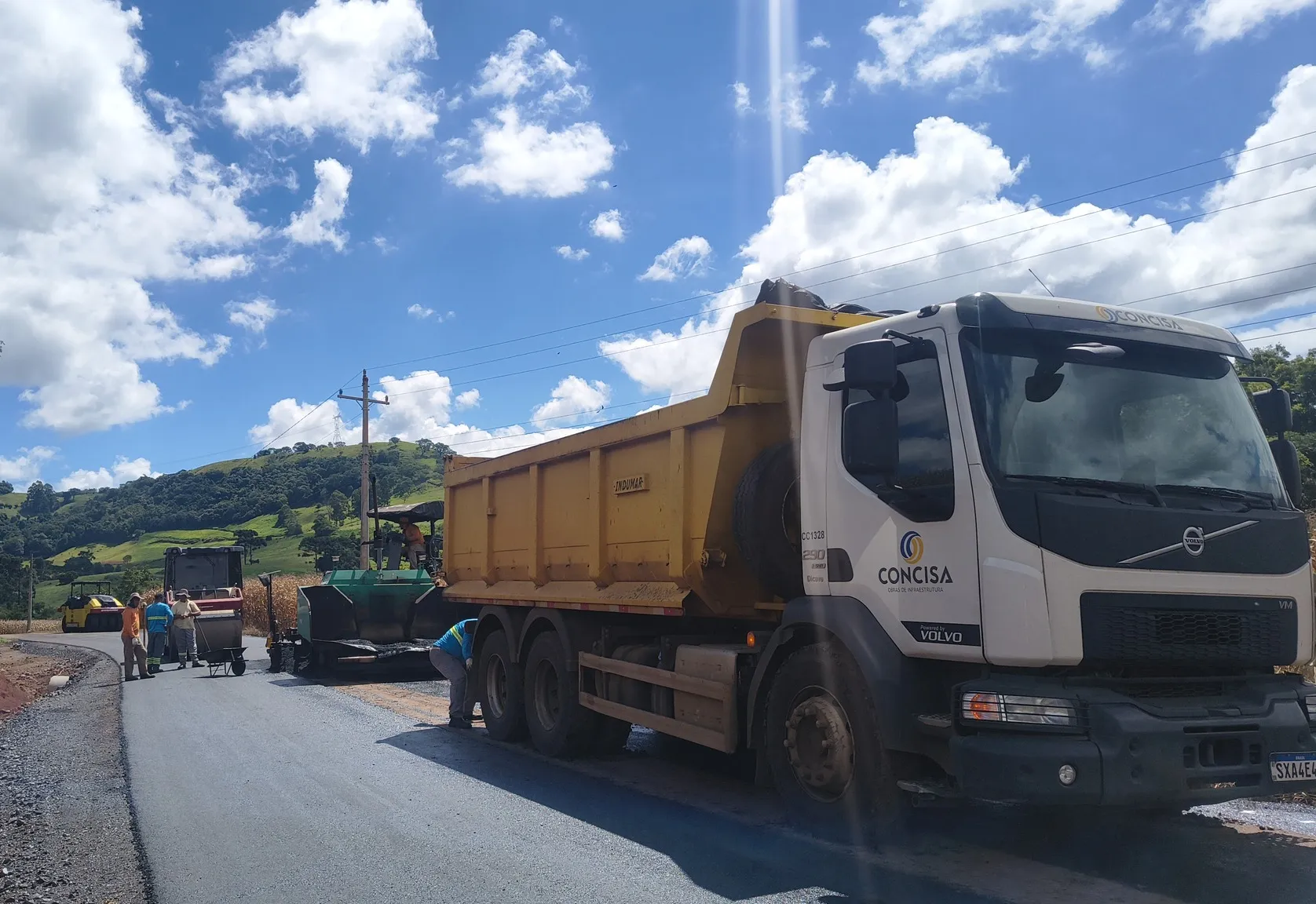 Obras de asfalto que liga comunidade de Esperança Alta entra em fase final 